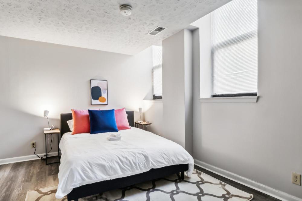 Cozy & Spacious 2 Bedroom 2 Bathroom
